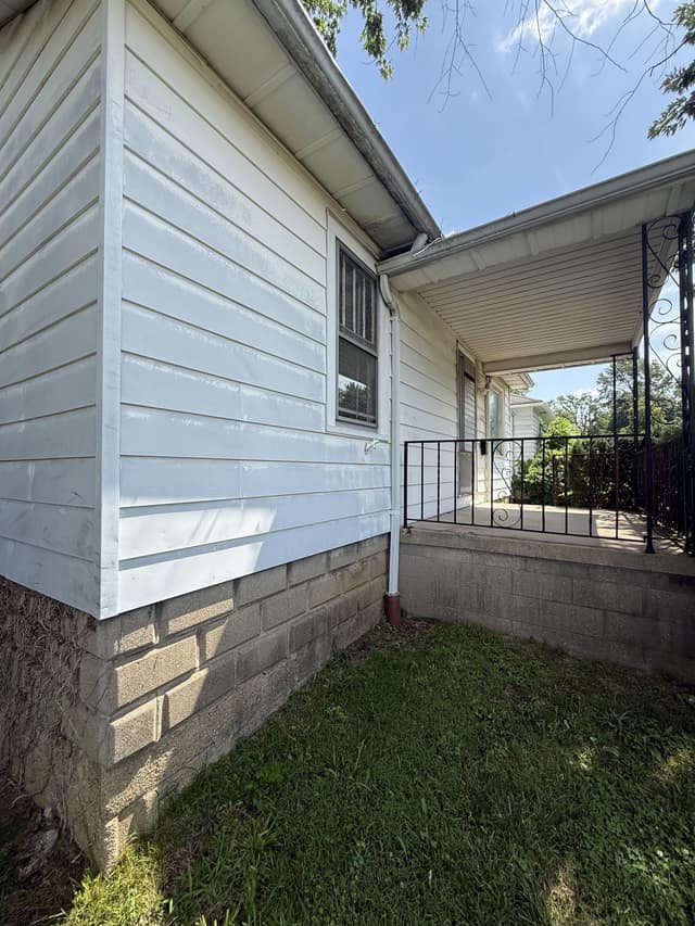 1272 W. King St., Decatur, IL: owner financed home, photo 10