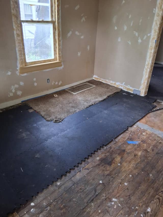 46 Eckhard Ave, Wood River, IL: owner financed home, photo 10