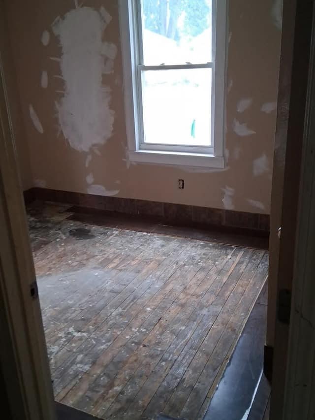 46 Eckhard Ave, Wood River, IL: owner financed home, photo 18