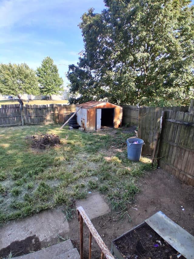 521 N. Davis Street, Carbondale, IL: owner financed home, photo 4