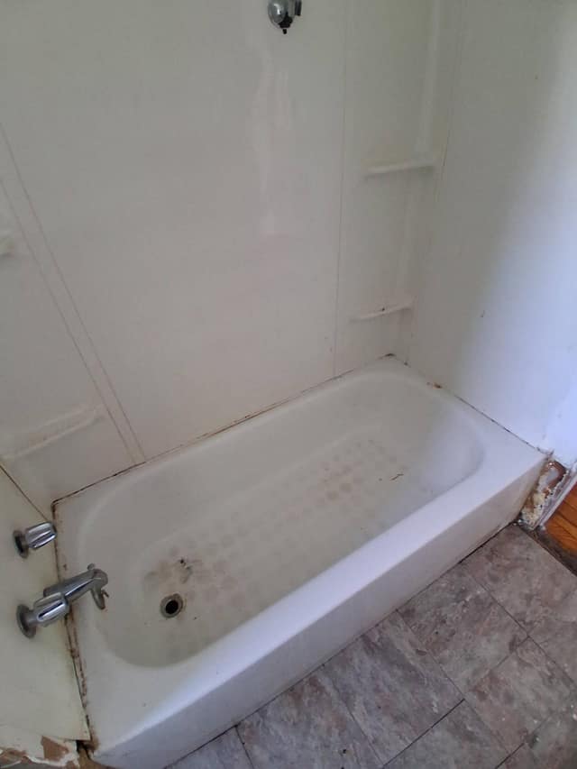 521 N. Davis Street, Carbondale, IL: owner financed home, photo 7