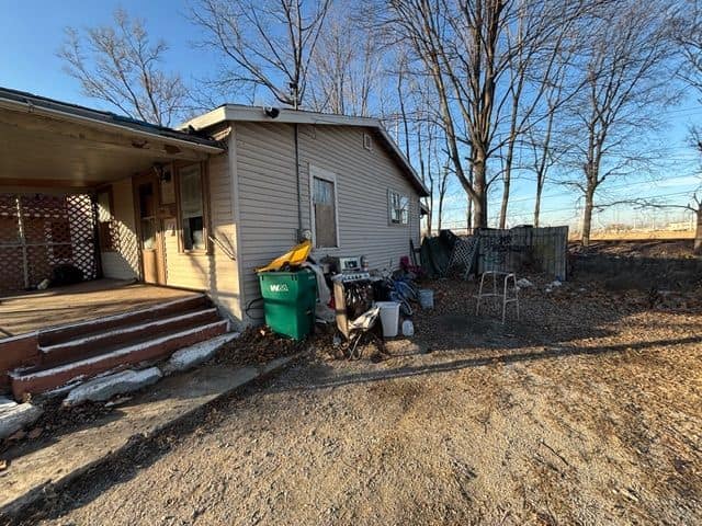 2618 E Garfield Ave, Decatur, IL: owner financed home, photo 1