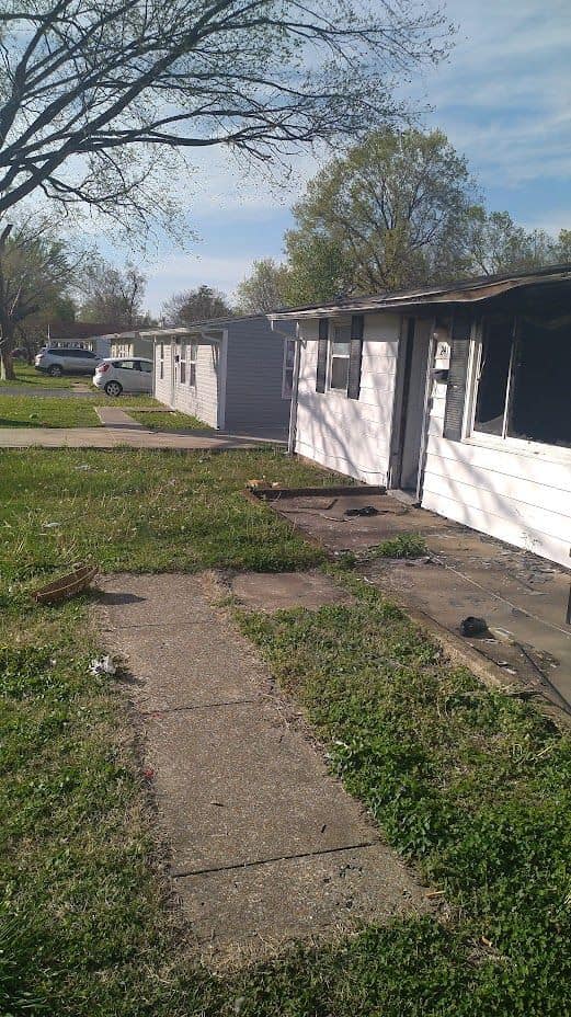 241 Saint John Drive, Cahokia Heights, IL: owner financed home, photo 1