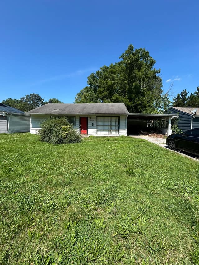 11 Delores Dr, Cahokia, IL: owner financed home, photo 1