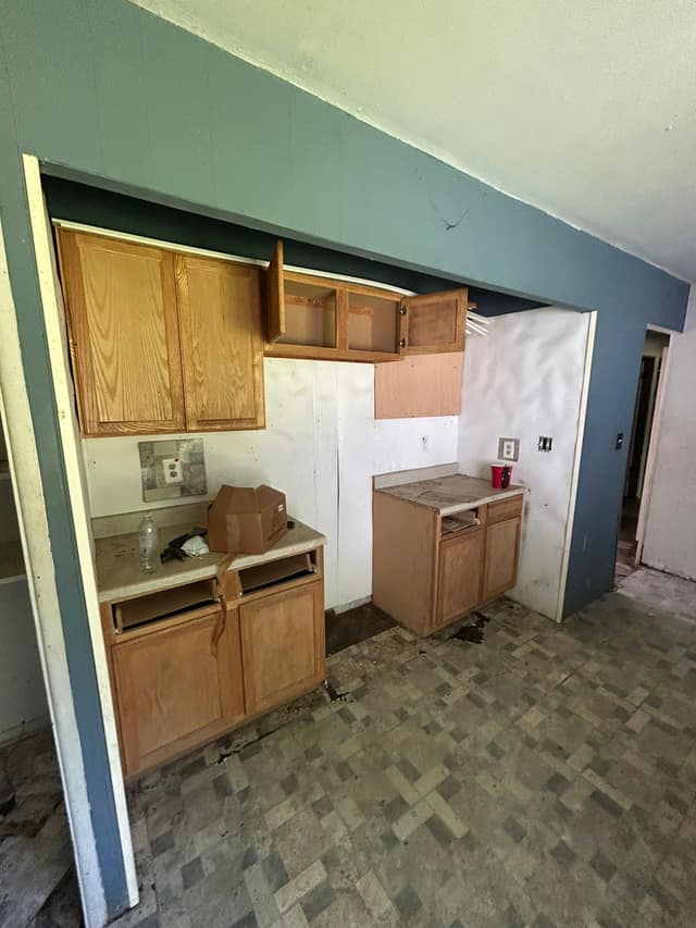 11 Delores Dr, Cahokia, IL: owner financed home, photo 9