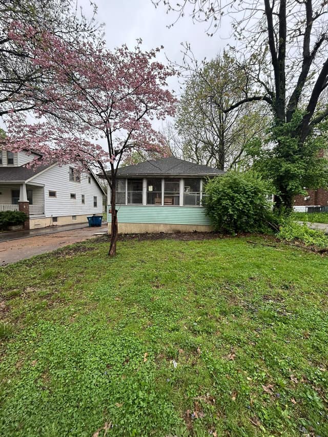 2114 Lexa Dr, Saint Louis, MO: owner financed home, photo 1
